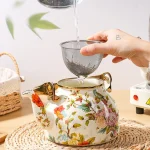 Vintage floral enamel teapot - Image 3